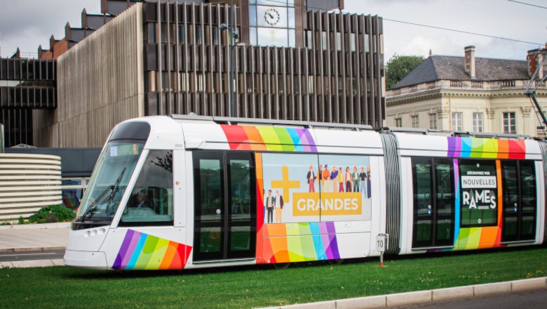 Deux Nouvelles Rames Du Tramway Circulent Sur La Ligne A Du Tramway